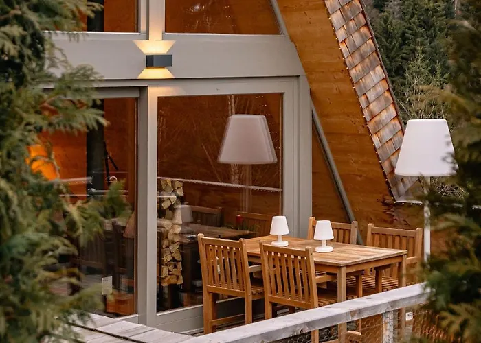 Strajerii Verzi Lodge *